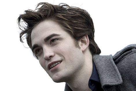 alkonyat-pattinson.jpg