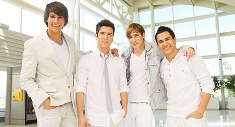 big_time_rush_worldwide_by_asha456512-d485r4e.jpg