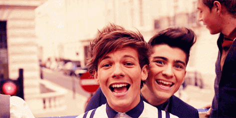 british-brudders-cute-iwant-louis-tomlinson-favim.com-373484.gif