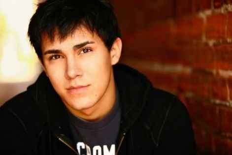 carlos-fans-big-time-rush-24571430-595-397.jpg