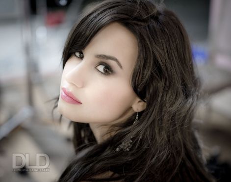 demi-here-we-go-again-demi-lovato-7190988-1400-1100.jpg
