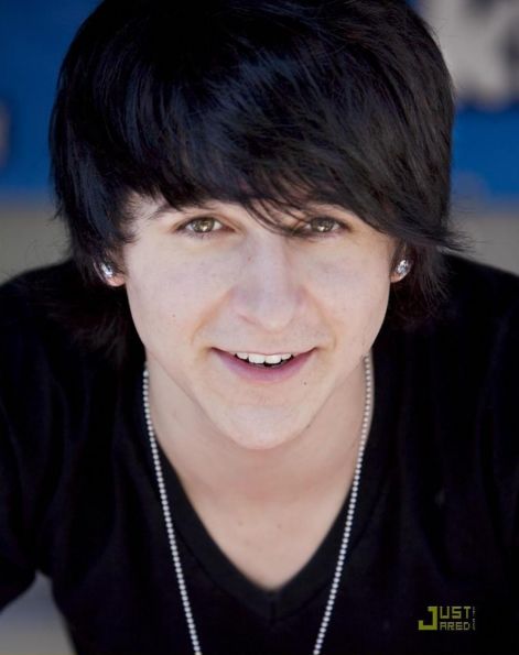 mitchel_musso_1276481697.jpg