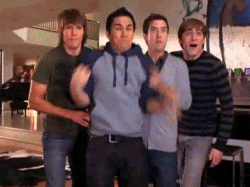 tumblr_l8lnuar6w11qc85z2o1_250.gif