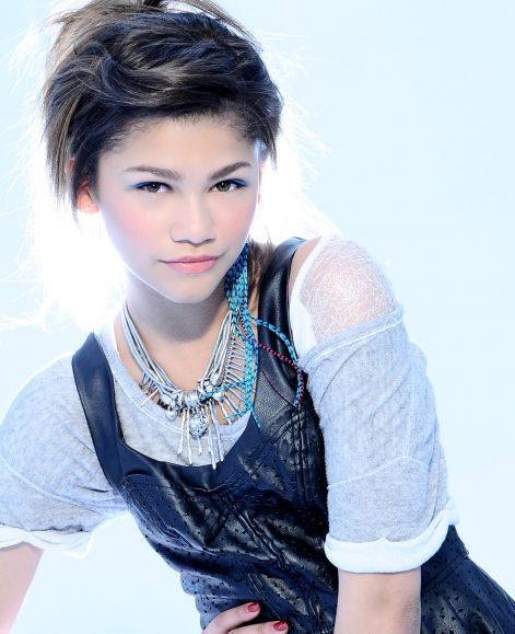 zendaya-coleman_xtcwmtk7h3t.jpg